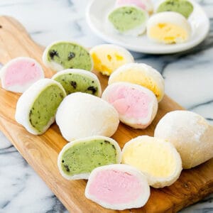 D2. Mochi Cake