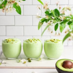 318. Avocado-Lassi