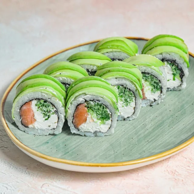 Manchmal sagt ein Teller mehr als tausend Worte.
Still. Warm. Ehrlich. 🍜
Bei Musuko geht es nicht um Effekte, sondern um Geschmack, der bleibt – auch wenn der Teller längst leer ist.#musuko #japanischessen #helmstedt #foodliebe #ehrlichkochen #ramenzeit